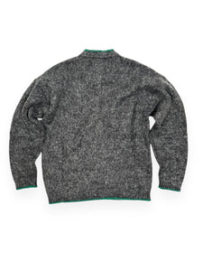 PILLING OVERWASHED SWEATER